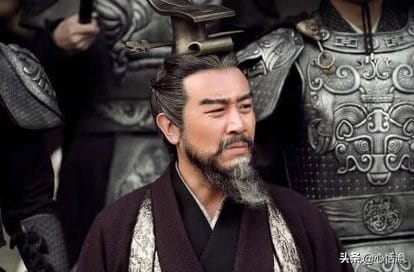 给曹操出挟天子以令诸侯这个计策的人是(挟天子以令诸侯是谁的故事)(图12) 给曹操出挟天子以令诸侯这个计策的人是(挟天子以令诸侯是谁的故事)(图12)