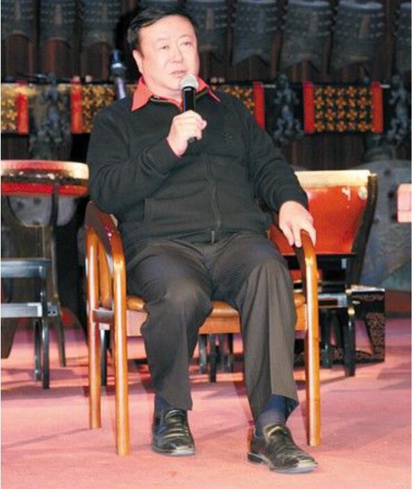 周庭伊几几年的多大了?周庭伊老公家暴是不 周庭伊几几年的多大了?周庭伊老公家暴是不