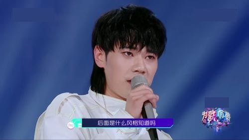 凤凰传奇抖音游戏名(凤凰传奇抖音上流行的歌)