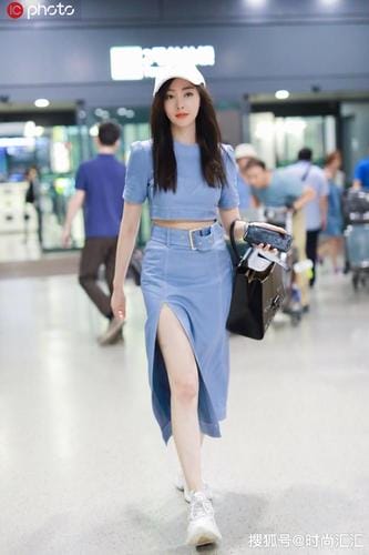 张天爱女儿,张天爱西装泳衣凸显时尚,本文共(3140字) 张天爱女儿,张天爱西装泳衣凸显时尚,本文共(3140字)