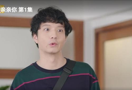 阿龙的故事，我们的故事里面的阿龙(深度)