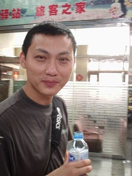 黄绮珊和音乐人吕燕卫偷情照曝光 黄绮珊和音乐人吕燕卫偷情照曝光