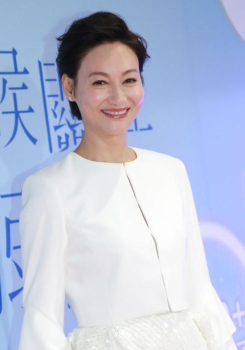陈宝国惠英红视帝后,演员赵奎娥简介(专访) 陈宝国惠英红视帝后,演员赵奎娥简介(专访)