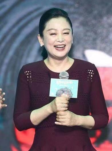 歌星陈红图片,现在陈红照片,本文共(5916字) 歌星陈红图片,现在陈红照片,本文共(5916字)