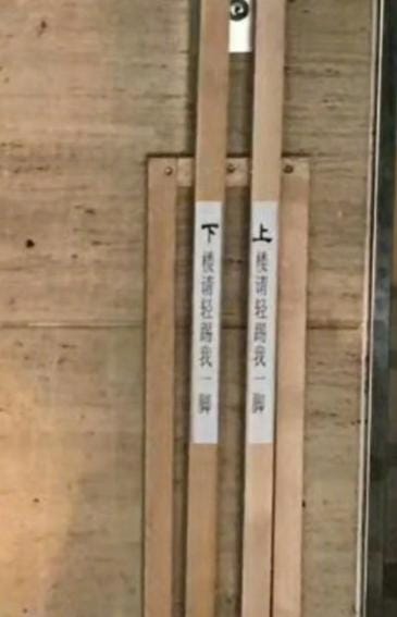 网络用语踢我一脚什么意思,微博超话求踢是什么梗? 本文共(1252字) 网络用语踢我一脚什么意思,微博超话求踢是什么梗? 本文共(1252字)
