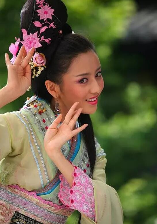 赵飞燕为什么要出轨,她最后被凌迟了吗 本文共(910字) 赵飞燕为什么要出轨,她最后被凌迟了吗 本文共(910字)