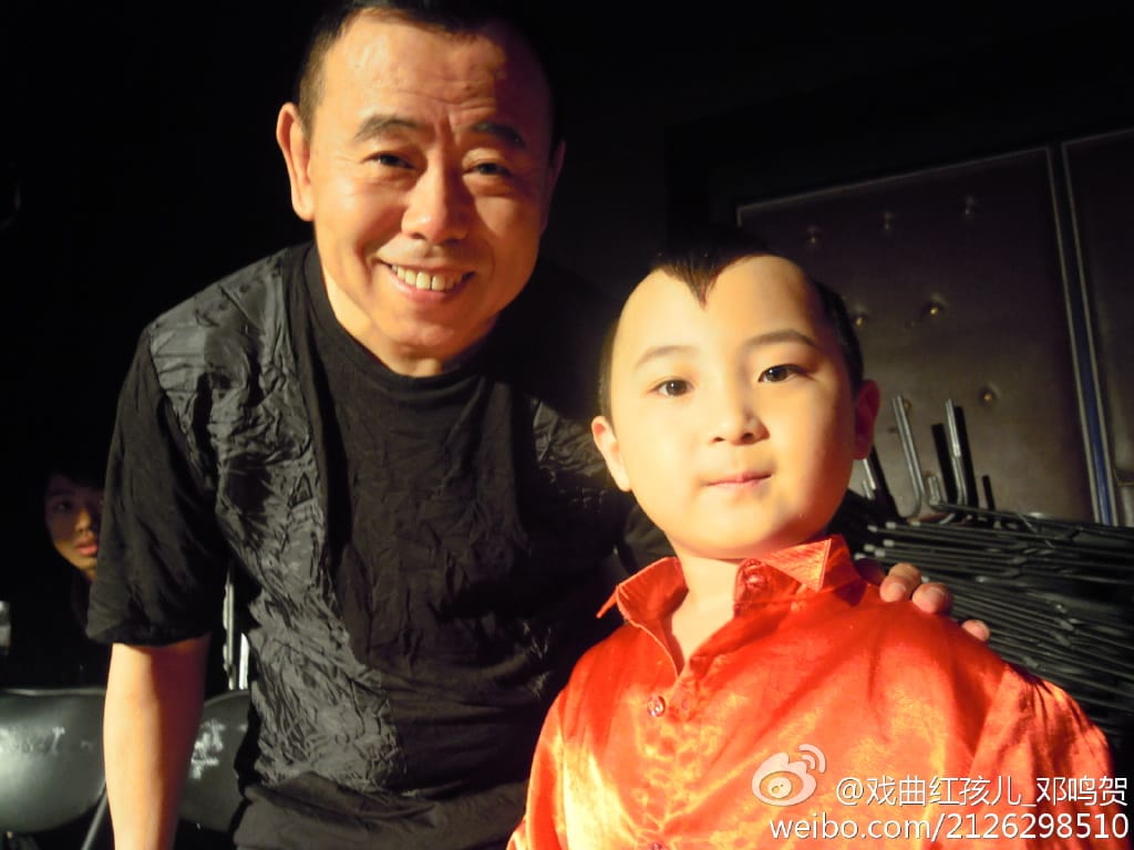 邓鸣贺据说是童子下凡真的吗,邓鸣贺是甲醛中毒去世的吗? 本文共(1072字) 邓鸣贺据说是童子下凡真的吗,邓鸣贺是甲醛中毒去世的吗? 本文共(1072字)