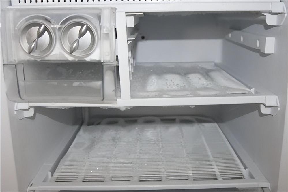冰箱的灯不亮有没有影响（冰箱灯不亮影响制冷吗）(图2)