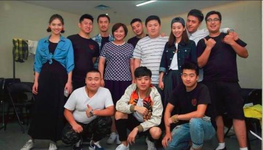 张泰维贾玲是什么关系,他和张小斐又是什么关系? 本文共(916字) 张泰维贾玲是什么关系,他和张小斐又是什么关系? 本文共(916字)