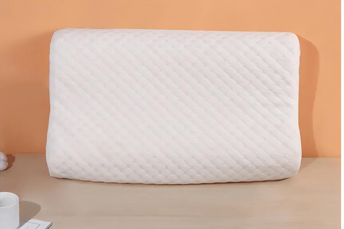 乳胶抱枕哪个品牌好（什么牌子的乳胶枕好更可靠）(图3)