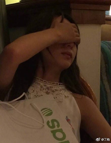 女网友都是见光死吗,第一次见面发现女生丑咋办? 本文共(1060字) 女网友都是见光死吗,第一次见面发现女生丑咋办? 本文共(1060字)