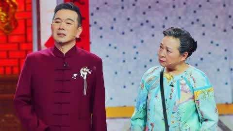 张晨光是不是整容了?张晨光的前妻是岳翎吗(张晨光的现任老婆多大) 张晨光是不是整容了?张晨光的前妻是岳翎吗(张晨光的现任老婆多大)