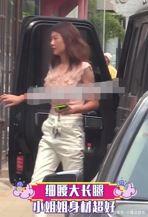 王宝强和女友冯清同框现身,王宝强现任妻子冯清,本文共(3582字) 王宝强和女友冯清同框现身,王宝强现任妻子冯清,本文共(3582字)