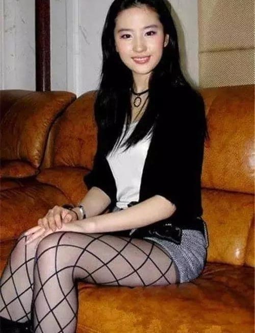 刘亦菲丝袜性感美艳形象颠覆 刘亦菲丝袜性感美艳形象颠覆