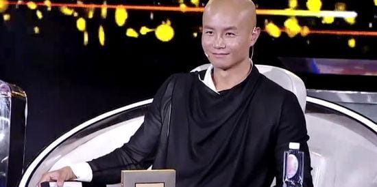 乐嘉与女选手李鹤,李彩演和李彩领 乐嘉与女选手李鹤,李彩演和李彩领
