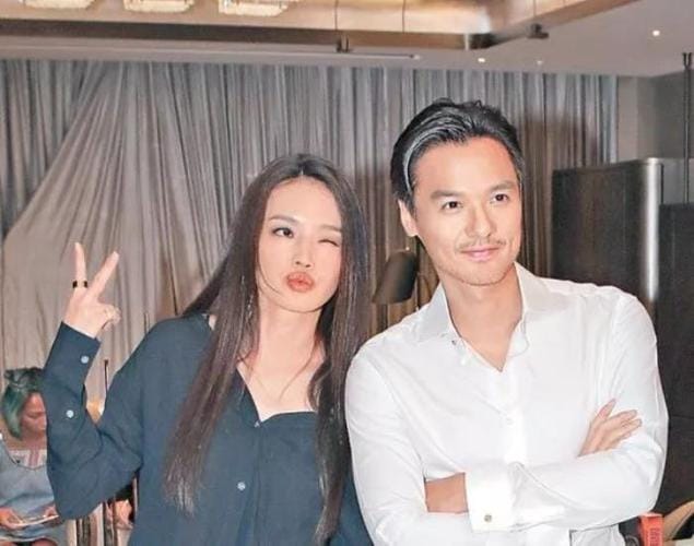 冯德伦和徐若u,冯德伦婚变,本文共(1023字) 冯德伦和徐若u,冯德伦婚变,本文共(1023字)