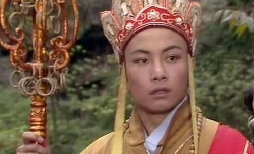 西游记片头曲叫《云宫迅音》(电视剧《西游记》片头曲 西游记片头曲叫《云宫迅音》(电视剧《西游记》片头曲