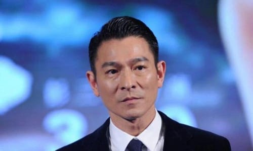 张卫健为什么打王伯昭(王伯昭和张卫健的)