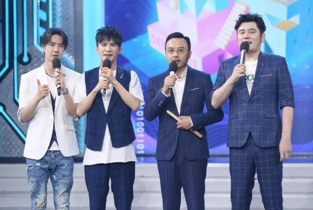 李曼三围,李曼个人资料简历男友,本文共(2617字) 李曼三围,李曼个人资料简历男友,本文共(2617字)