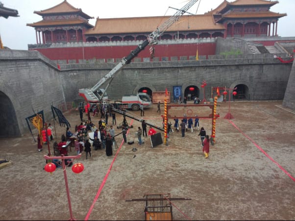 跑龙套是去横店还是北京?跑龙套一天多少钱(去横店跑龙套挣钱吗) 跑龙套是去横店还是北京?跑龙套一天多少钱(去横店跑龙套挣钱吗)