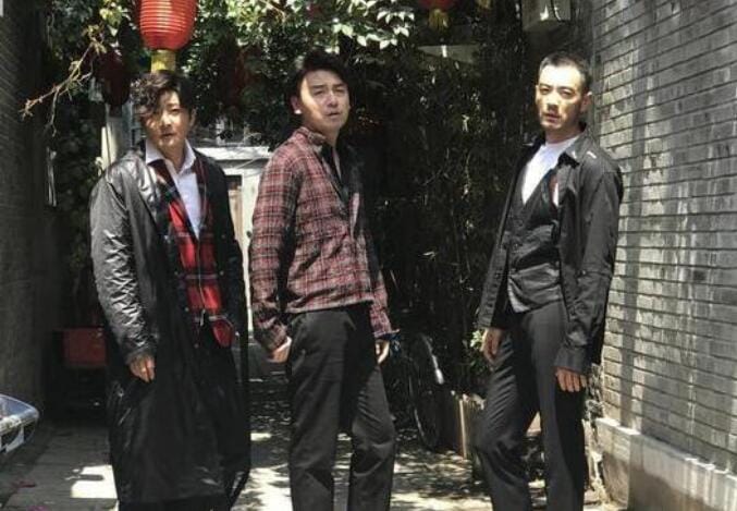 雷佳音黄袜子什么梗,郭京飞怎么怼雷佳音黄袜子的 本文共(945字) 雷佳音黄袜子什么梗,郭京飞怎么怼雷佳音黄袜子的 本文共(945字)