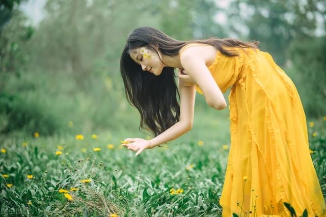 男人永远喜欢矜持的女人吗（轻浮的男人的具体表现）(图3)