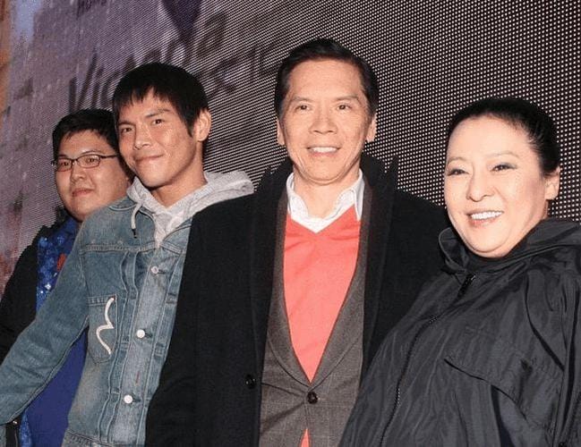 向华强到底多黑,太原小四毛和三马虎谁厉害,本文共(7102字) 向华强到底多黑,太原小四毛和三马虎谁厉害,本文共(7102字)