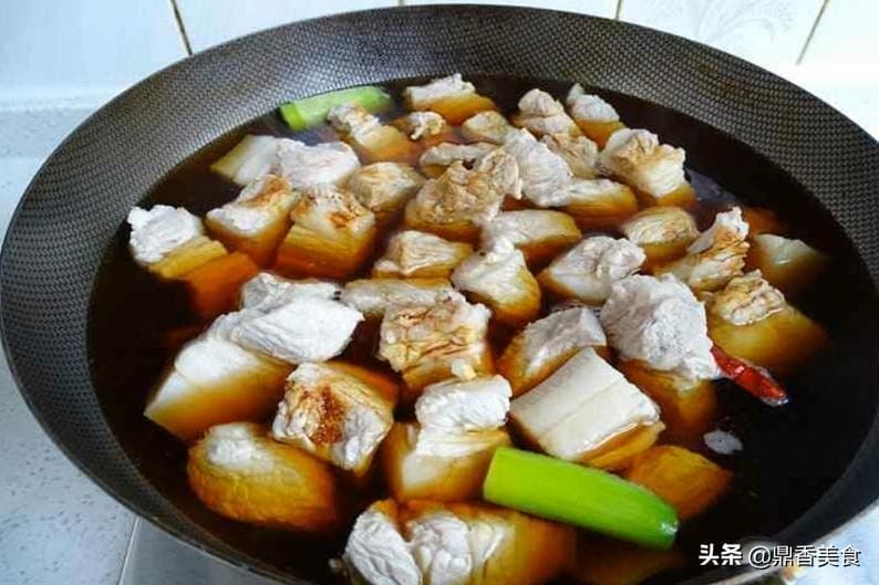 东坡肉和红烧肉有啥区别(东坡肉与红烧肉的区别)(图7) 东坡肉和红烧肉有啥区别(东坡肉与红烧肉的区别)(图7)