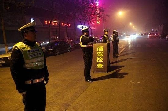 吃蛋黄派会吃出醉驾,蛋黄派为什么含有酒精 本文共(1101字) 吃蛋黄派会吃出醉驾,蛋黄派为什么含有酒精 本文共(1101字)