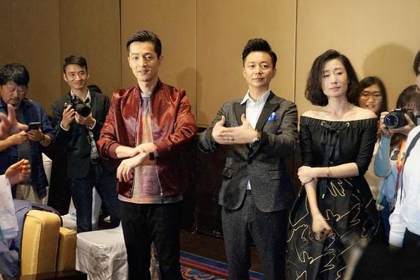 刘奕君为什么叫国公小可爱、粉嘟嘟、奕君儿(刘奕君比儿子帅) 刘奕君为什么叫国公小可爱、粉嘟嘟、奕君儿(刘奕君比儿子帅)