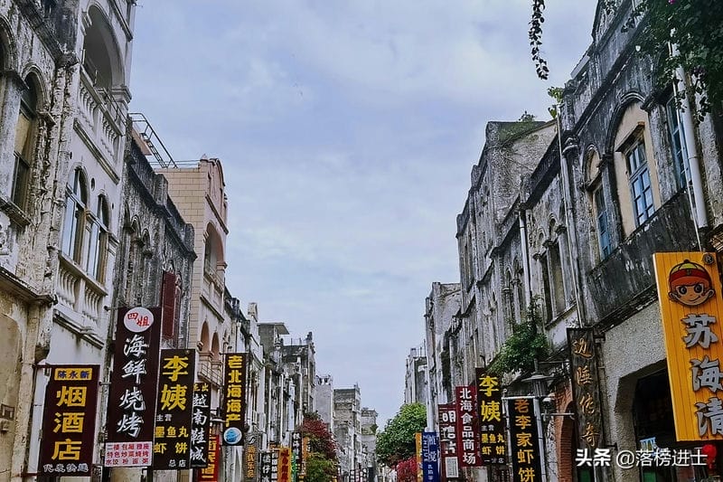 老年人旅游适合去哪里70多岁(国内哪里适合70岁老人旅游的地方)(图11) 老年人旅游适合去哪里70多岁(国内哪里适合70岁老人旅游的地方)(图11)