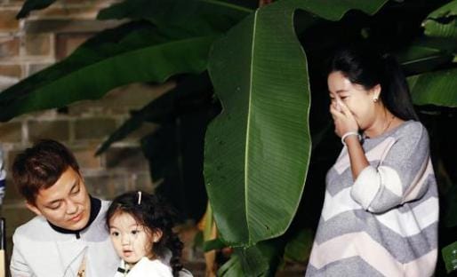 阿拉蕾爸爸的真实身份做什么的?阿拉蕾的妈 阿拉蕾爸爸的真实身份做什么的?阿拉蕾的妈