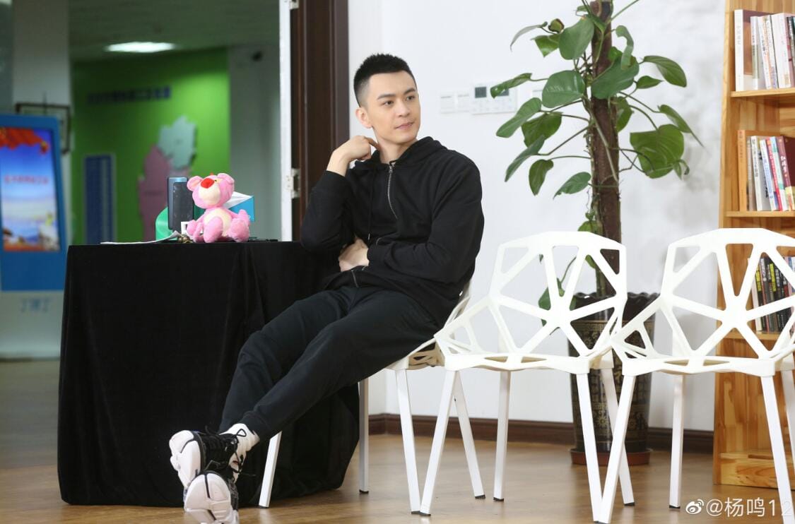 杨鸣为什么叫杨18、断腕(杨鸣壮士断腕) 杨鸣为什么叫杨18、断腕(杨鸣壮士断腕)