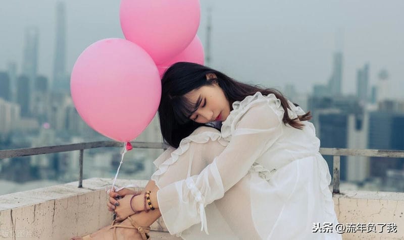 一般加了女生微信刚开始怎么聊(如何跟刚加微信的妹子聊天)(图1) 一般加了女生微信刚开始怎么聊(如何跟刚加微信的妹子聊天)(图1)