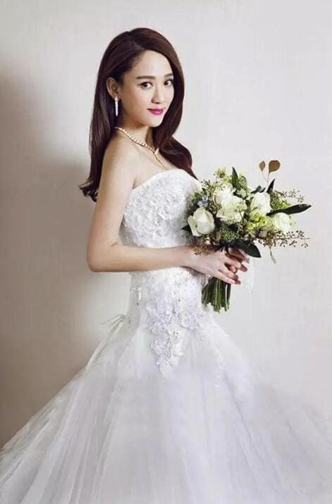 明星们的婚纱照(精读) 明星们的婚纱照(精读)