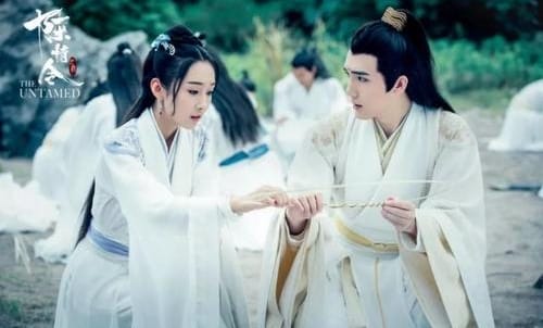灵魂摆渡黄泉长生的师姐花凝雪为什么跟杨幂 灵魂摆渡黄泉长生的师姐花凝雪为什么跟杨幂