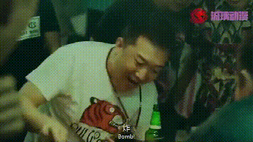 衣云鹤是德云社的吗,他和大鹏斗地主的电影叫什么? 本文共(729字) 衣云鹤是德云社的吗,他和大鹏斗地主的电影叫什么? 本文共(729字)