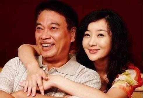 吴孟达四个妻子分别是,吴孟达儿子(吴孟达的妻儿) 吴孟达四个妻子分别是,吴孟达儿子(吴孟达的妻儿)