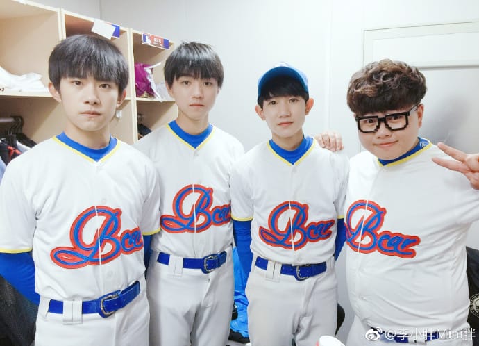 李小胖和TFboys是什么关系,他女朋友是谁? 本文共(617字) 李小胖和TFboys是什么关系,他女朋友是谁? 本文共(617字)