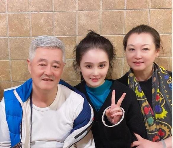 赵本山妻子,乡村爱情13演员表(乡村爱情13赵本山媳妇扮演者) 赵本山妻子,乡村爱情13演员表(乡村爱情13赵本山媳妇扮演者)