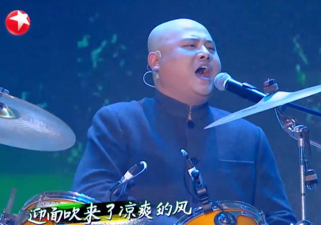孙建宏欢乐喜剧人第四季怎么了被剪辑掉,他和郭德纲有过节吗? 本文共(1815字) 孙建宏欢乐喜剧人第四季怎么了被剪辑掉,他和郭德纲有过节吗? 本文共(1815字)