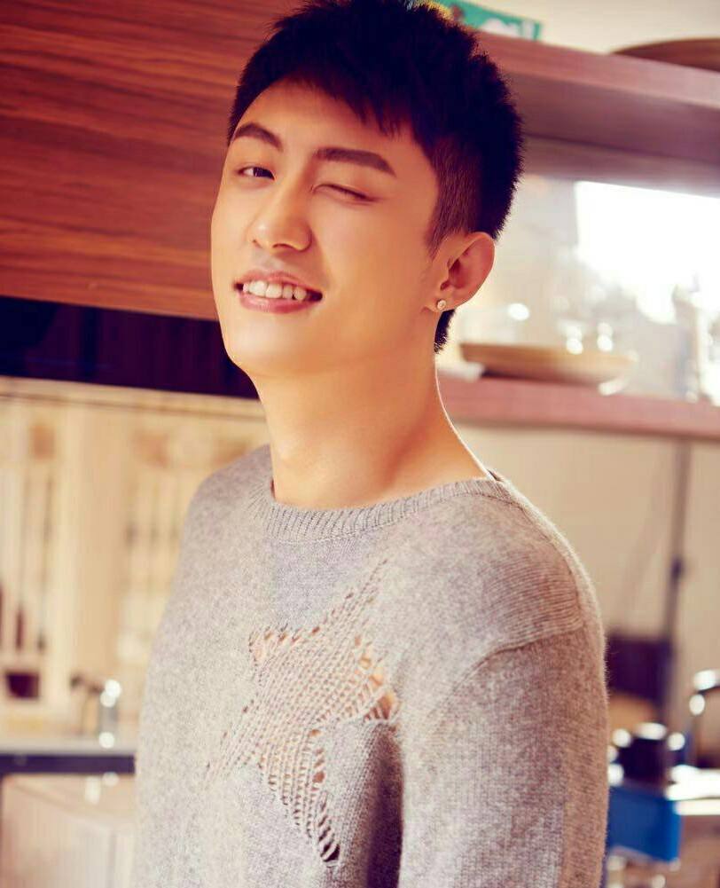 黄景瑜为什么叫黄有人?黄景瑜和许魏洲有什(黄景瑜和许魏洲是一对吗) 黄景瑜为什么叫黄有人?黄景瑜和许魏洲有什(黄景瑜和许魏洲是一对吗)