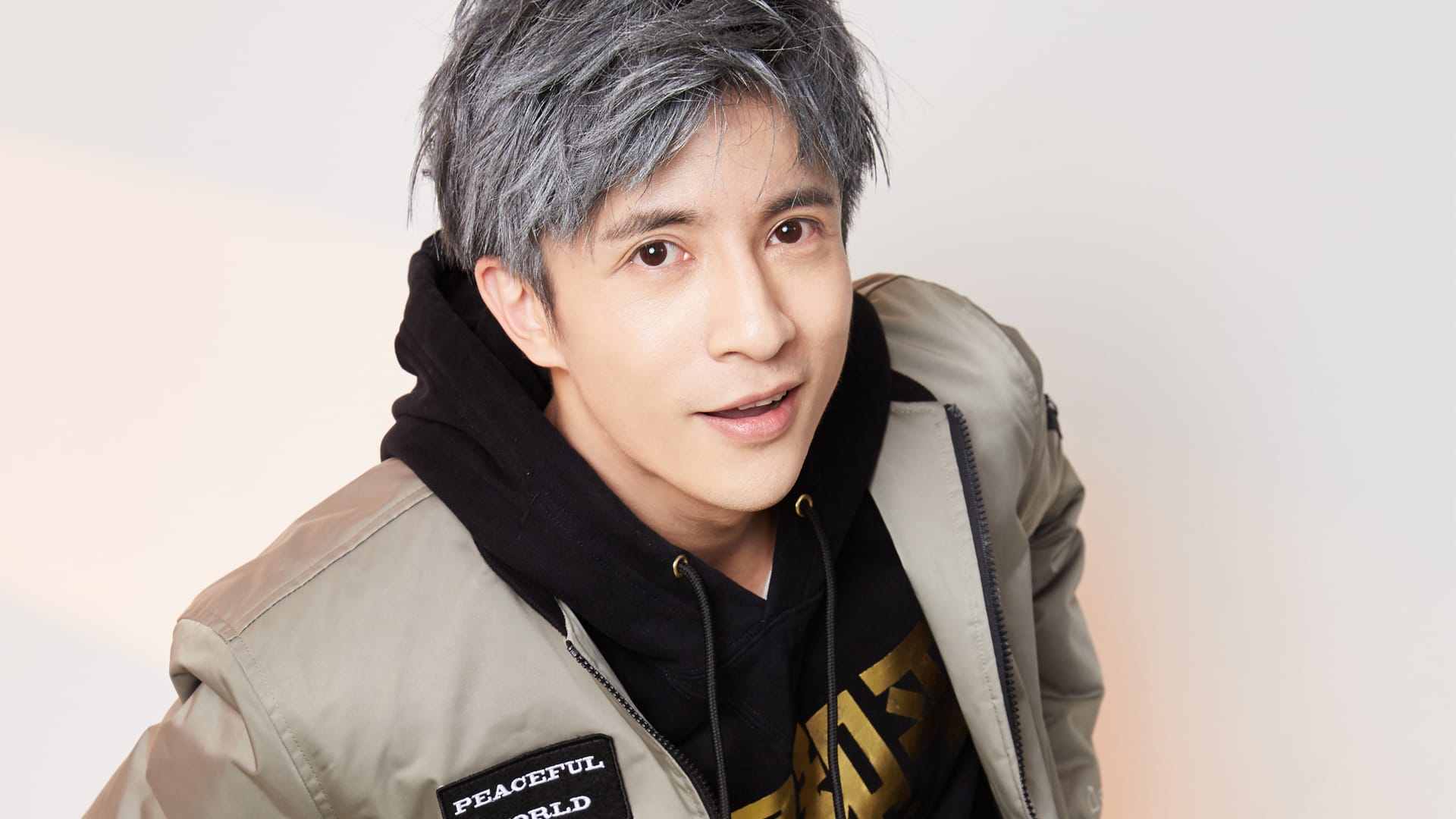 薛之谦恶心的主持人是谁?薛之谦是渣男更恶心 本文共(984字) 薛之谦恶心的主持人是谁?薛之谦是渣男更恶心 本文共(984字)