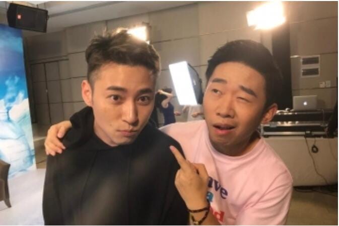 钱小佳为什么叫烂牙、鬼王?钱小佳401是 钱小佳为什么叫烂牙、鬼王?钱小佳401是