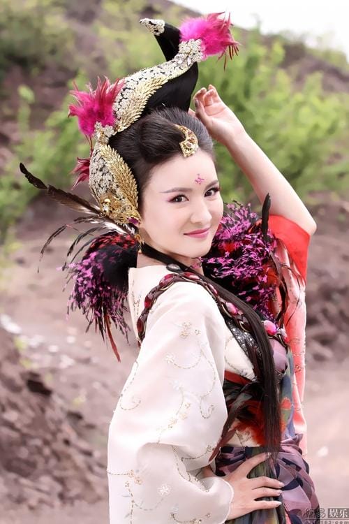 凤青青,凤青青扮演者(实践) 凤青青,凤青青扮演者(实践)