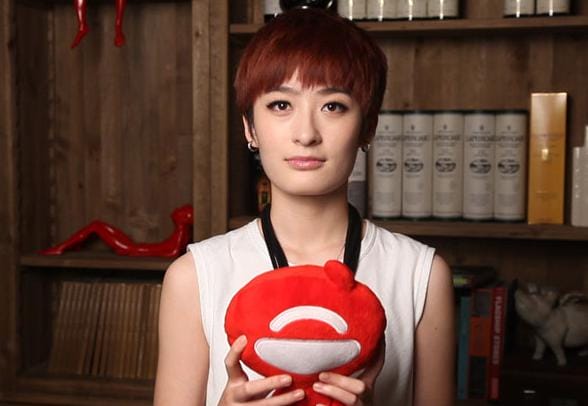 曾轶可郭碧婷俩人什么关系?曾轶可怎么消失了现状做什么呢 本文共(1109字) 曾轶可郭碧婷俩人什么关系?曾轶可怎么消失了现状做什么呢 本文共(1109字)