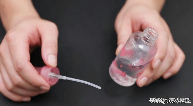 风油精的10个神奇功效(风油精的20种妙用你知道几个)(图15) 风油精的10个神奇功效(风油精的20种妙用你知道几个)(图15)