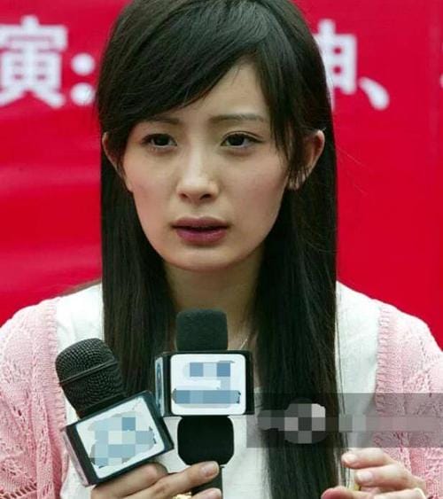 杨幂素颜照 o 杨幂素颜照 o