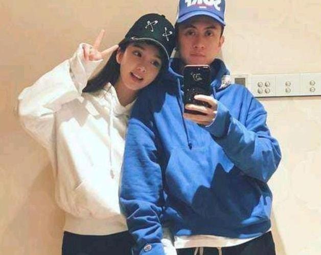 美娜秦奋什么时候在一起的多久了,她今年多大了? 本文共(738字) 美娜秦奋什么时候在一起的多久了,她今年多大了? 本文共(738字)