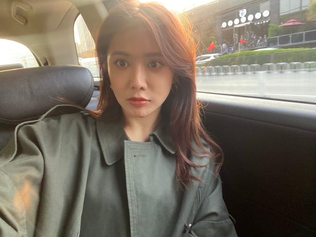 美娜秦奋什么时候在一起的多久了,她今年多大了? 本文共(738字) 美娜秦奋什么时候在一起的多久了,她今年多大了? 本文共(738字)